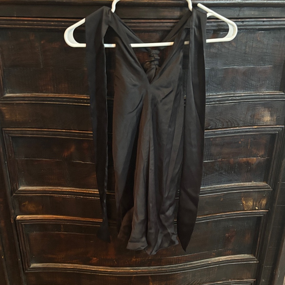 Express Elegant Black Halter Top with Ruffle Detail size XS - Picture 2 of 3